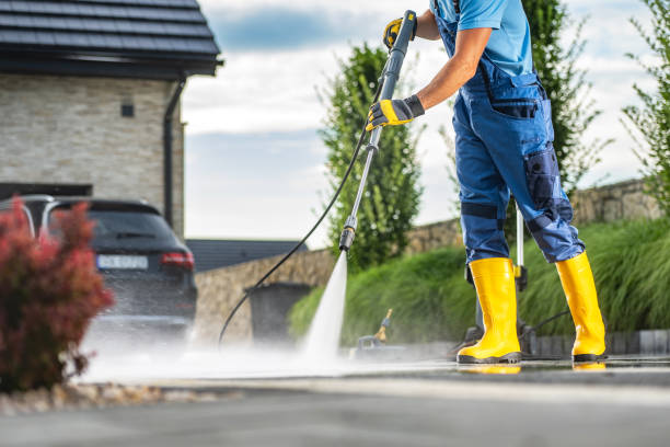 Why Choose Our Certified Pressure Washing Experts for Your Project Needs in Aurora, CO?